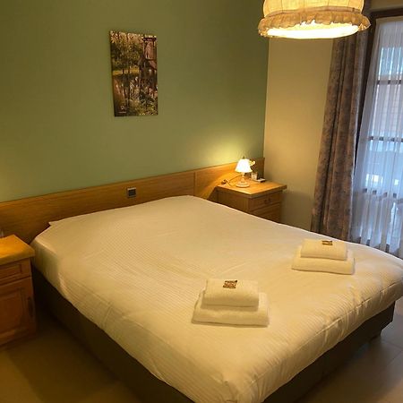 Hotel Monika Zutendaal Zewnętrze zdjęcie